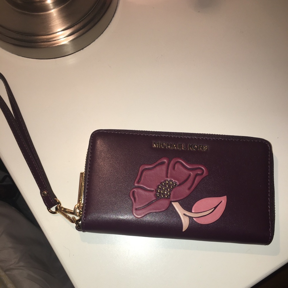 Michael Kors nouveau floral wallet